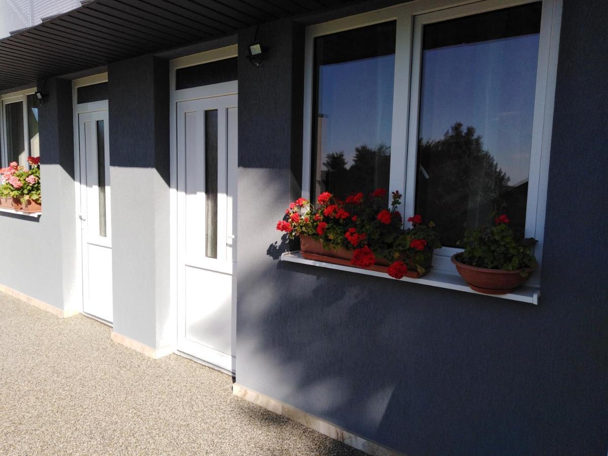 Apartmany Fantagiro Kaluža Extérieur photo