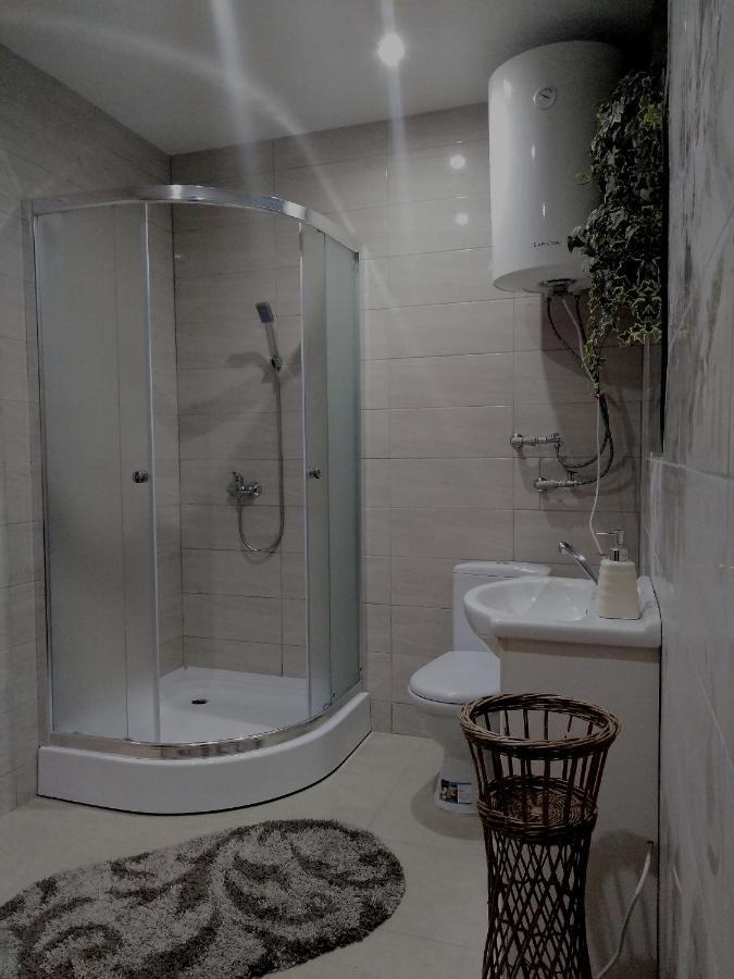 Apartmany Fantagiro Kaluža Extérieur photo